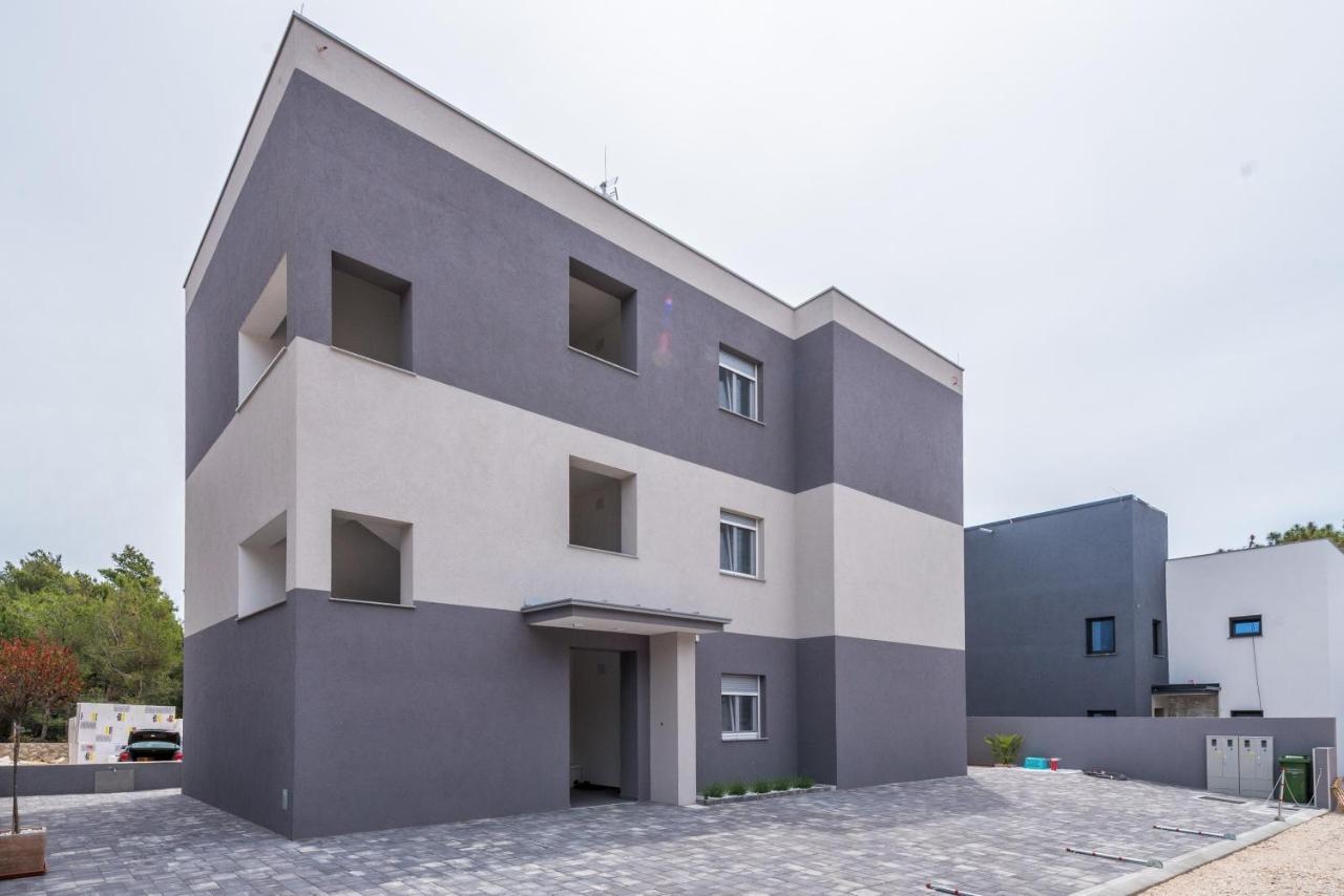 Apartments By The Sea Vir - 18881 Exterior photo